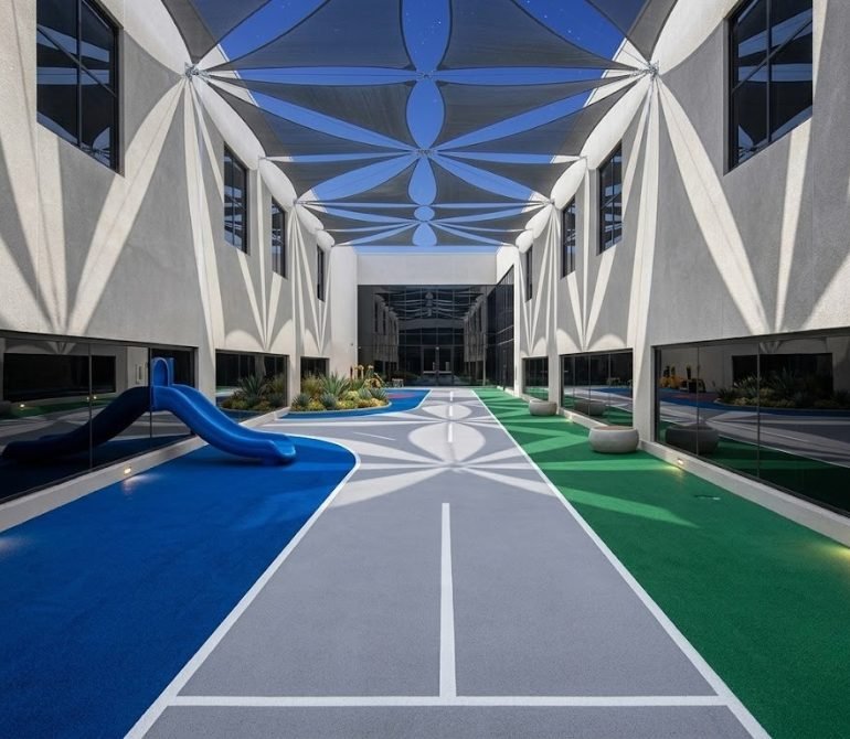 Premium Indoor Basketball Court — photo 7